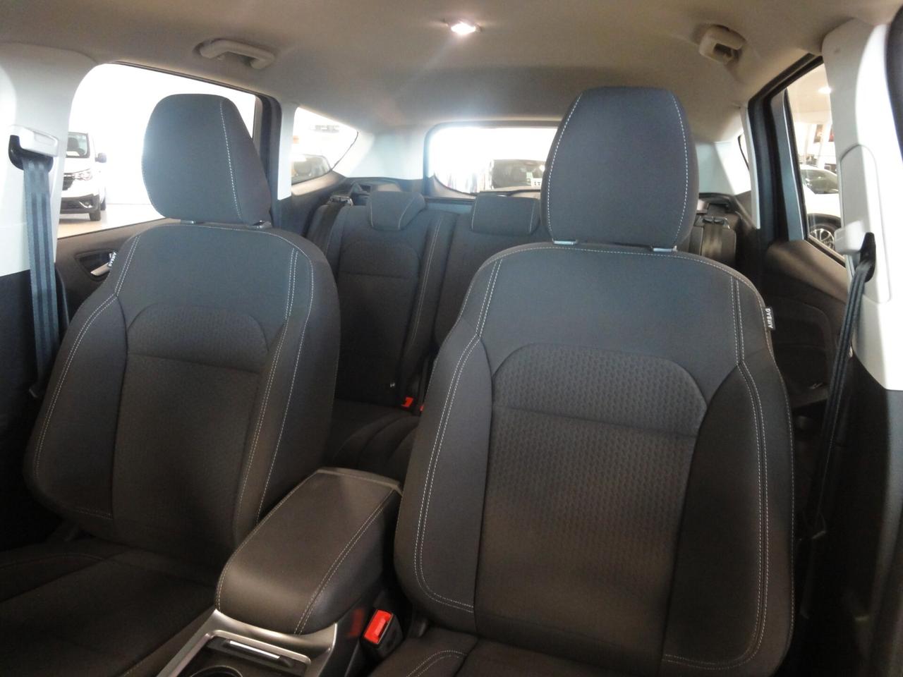 Ford Kuga 1.5 TDCI 120 CV S&S 2WD Powershift Business