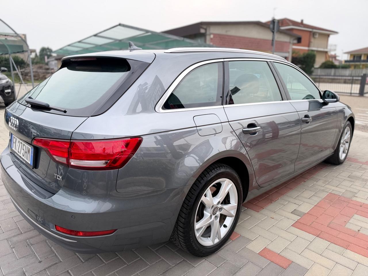 Audi A4 Avant 2.0 TDI 150 CV ultra S tronic Sport VIRTUAL