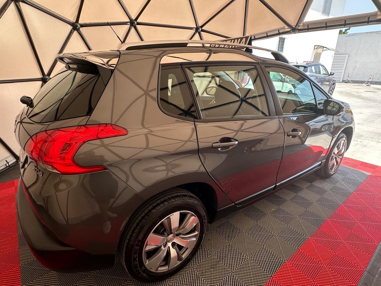 Peugeot 2008 PureTech 82 Allure