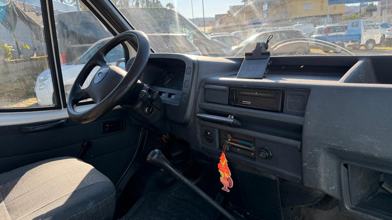 Ford Transit GEMELLATO MOTORE NUOVO 190 2.5 TD PL Cabinato