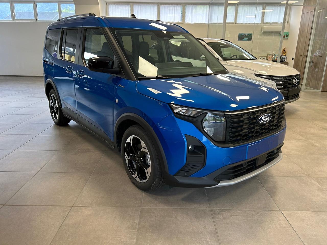 Ford Tourneo Courier 1.0 EcoBoost Powershift Active