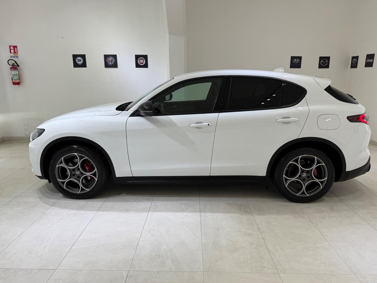 ALFA ROMEO STELVIO Q4 210CV ALLESTIMENTO SPRINT