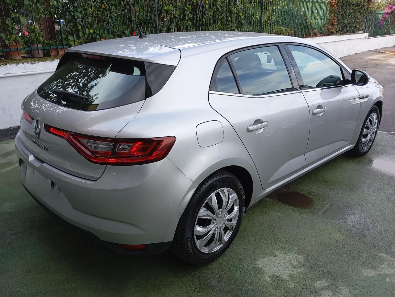 Renault Megane 1.5 Blue dCi 95CV Business