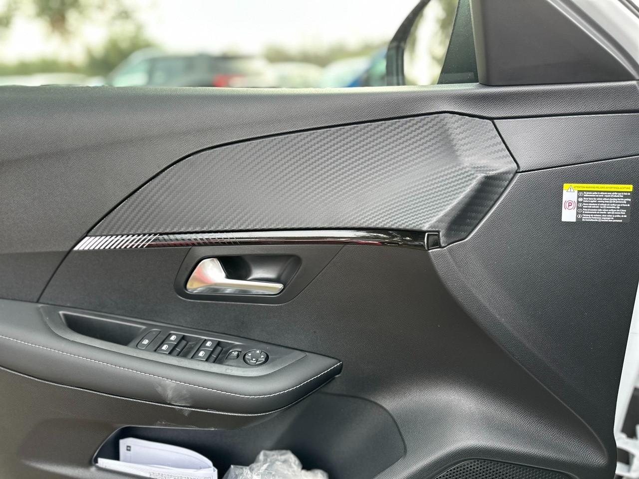 PEUGEOT 208 II 2023 - 208 1.2 hybrid Allure 145cv e-dcs 6