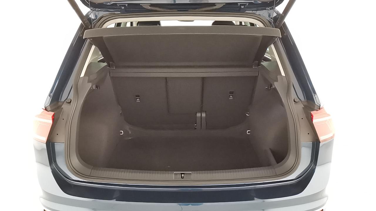 VOLKSWAGEN Tiguan II 2021 - Tiguan 2.0 tdi Elegance 150cv dsg