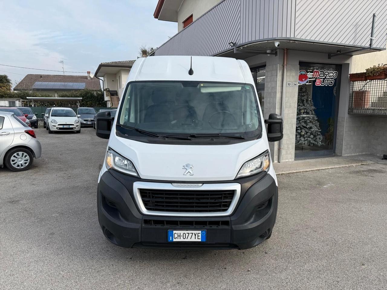 Peugeot Boxer 330 2.2 BlueHDi 140 S&S PC-TN Furgone