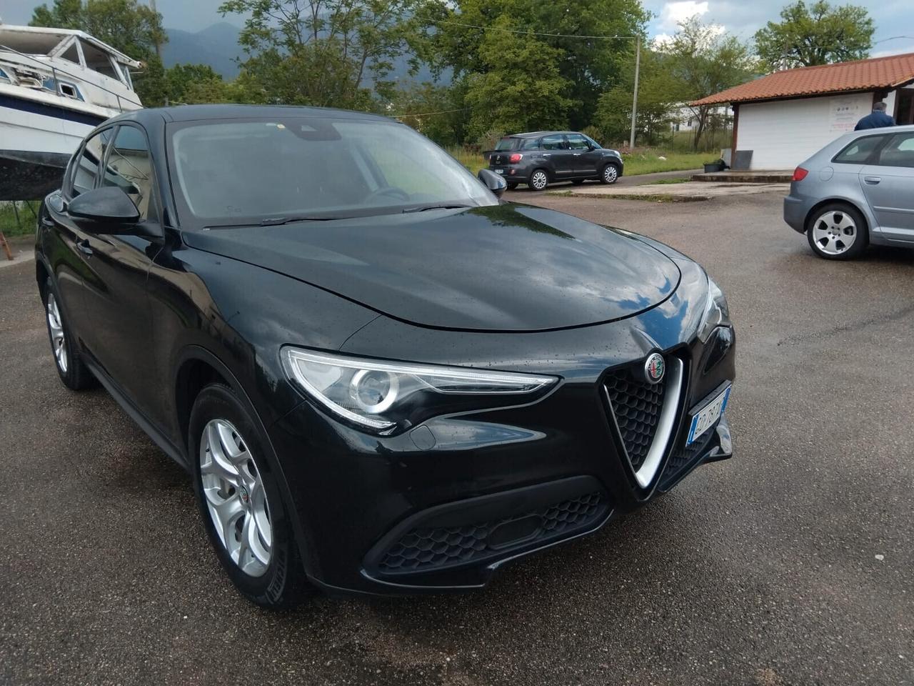 Alfa Romeo Stelvio 2.2 Turbodiesel 160 CV AT8 RWD Business