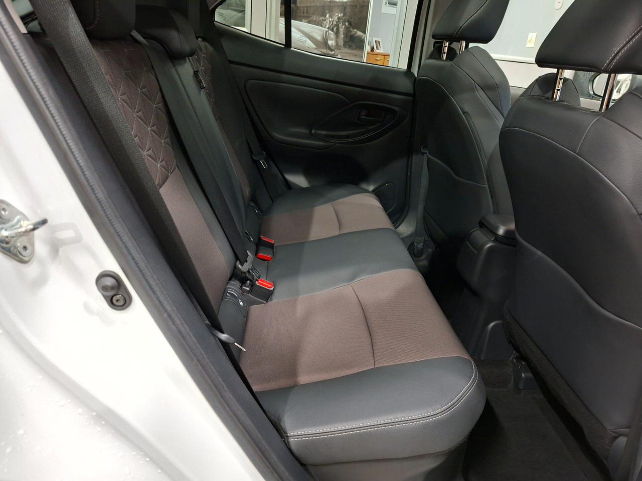 Toyota Yaris Cross 1.5 Hybrid E-CVT AWD-i Lounge