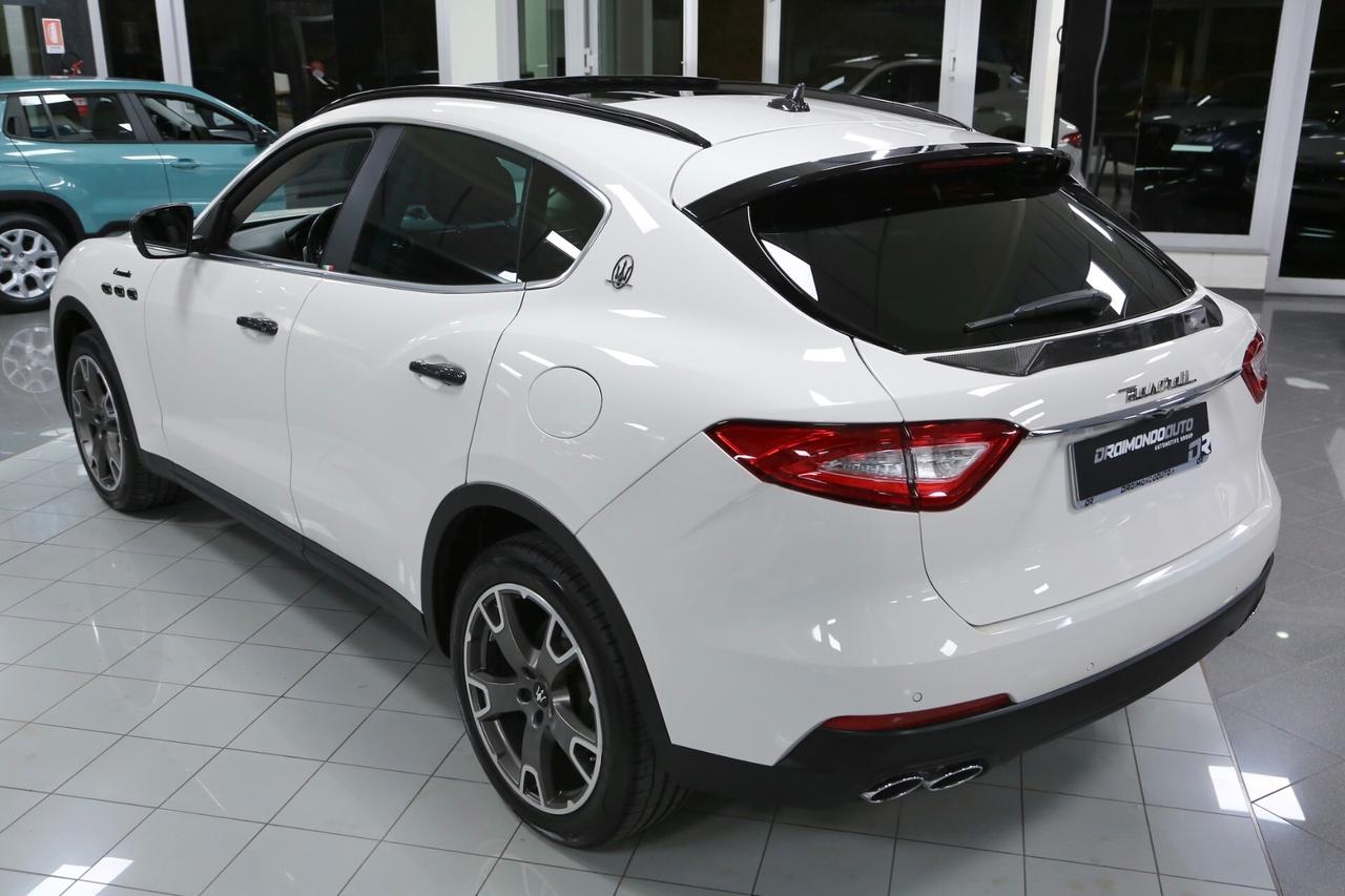 Maserati Levante V6 Diesel 250 cv AWD auto