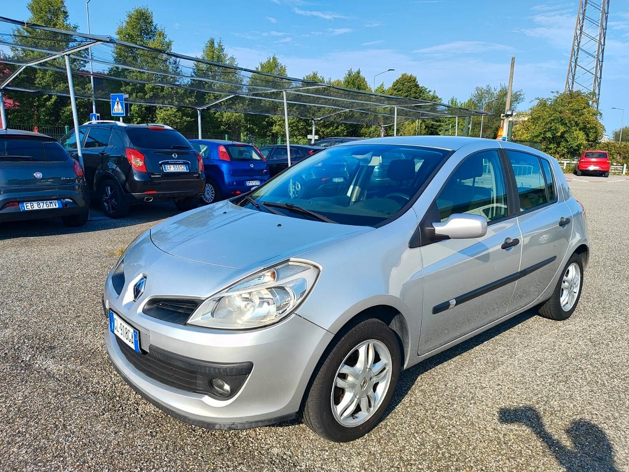 Renault Clio 1.2 16V 5 porte Dynamique