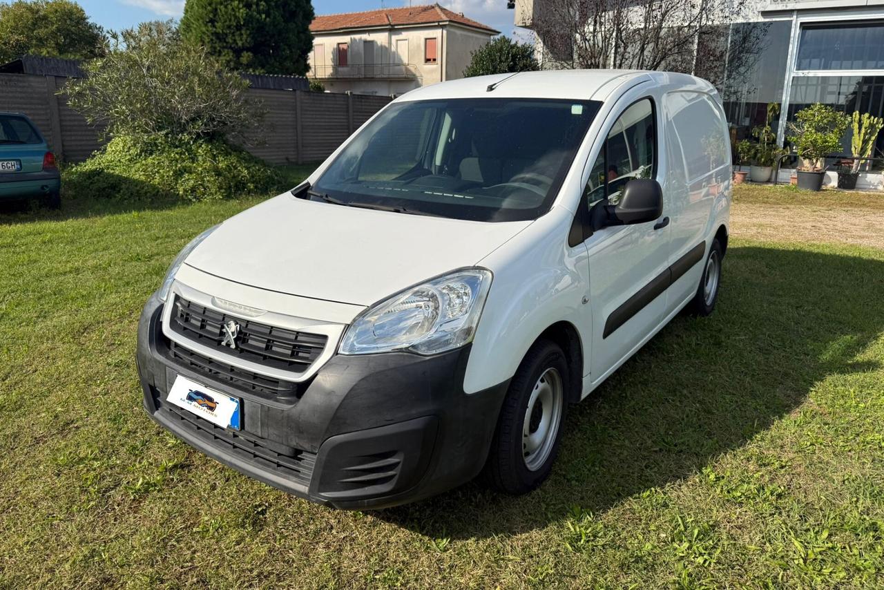 Peugeot Partner Furgone 3 POSTI