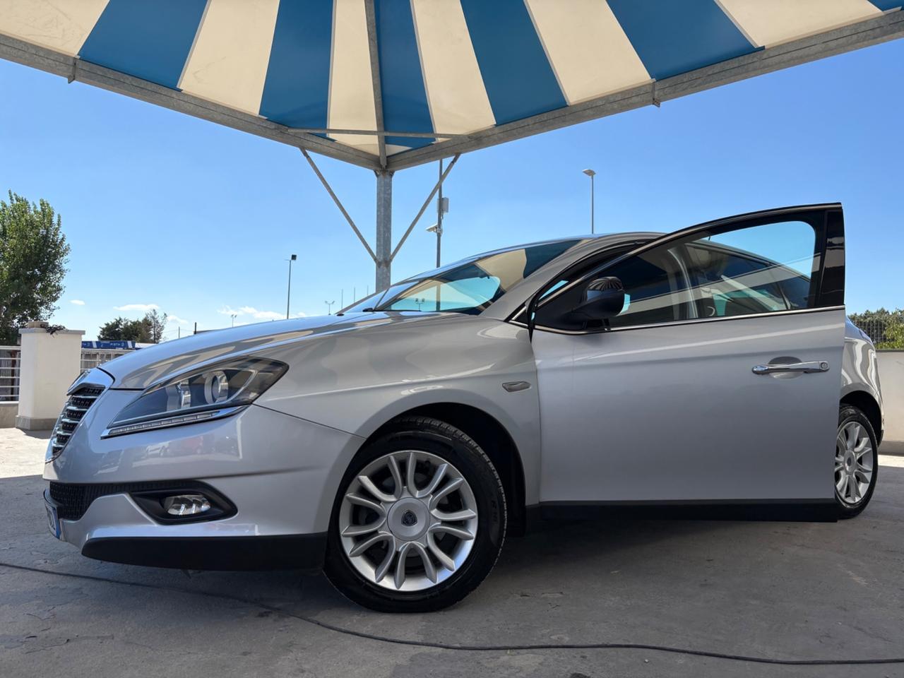 Lancia Delta 1.6 MJT DPF 105 CV Gold