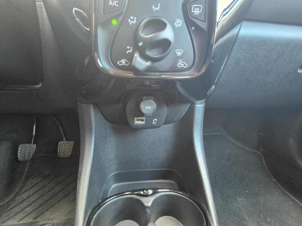 Citroen C1 1.0 Benzina 5 porte SHINE