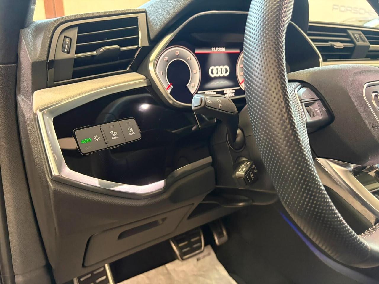 Audi Q3 SPB 40 TDI quattro Identity Black S line Edition