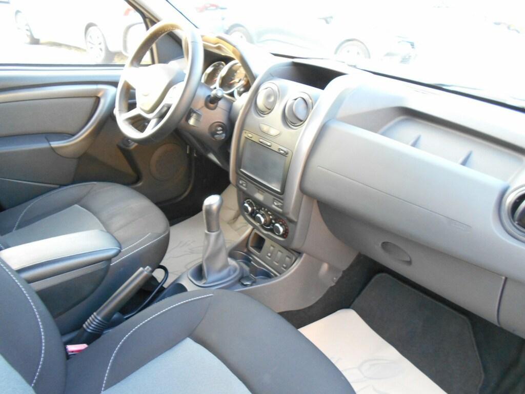Dacia Duster 1.6 Laureate Family 4x2