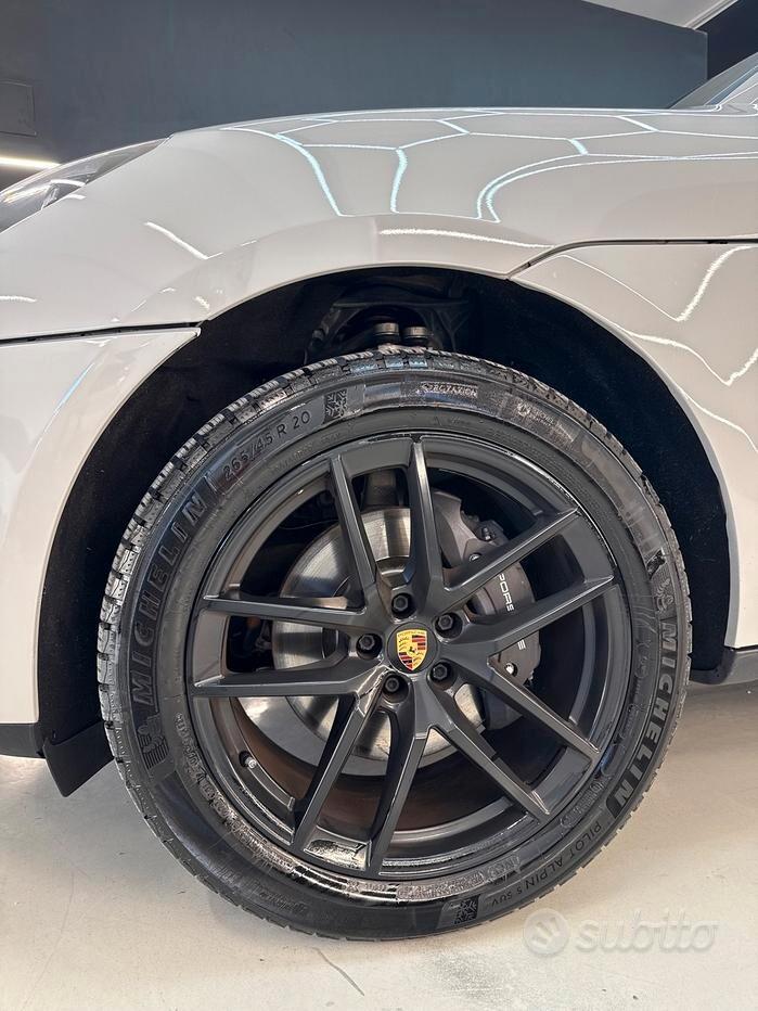 Porsche Macan 2.0-fuoristrada/Suv 5 porte