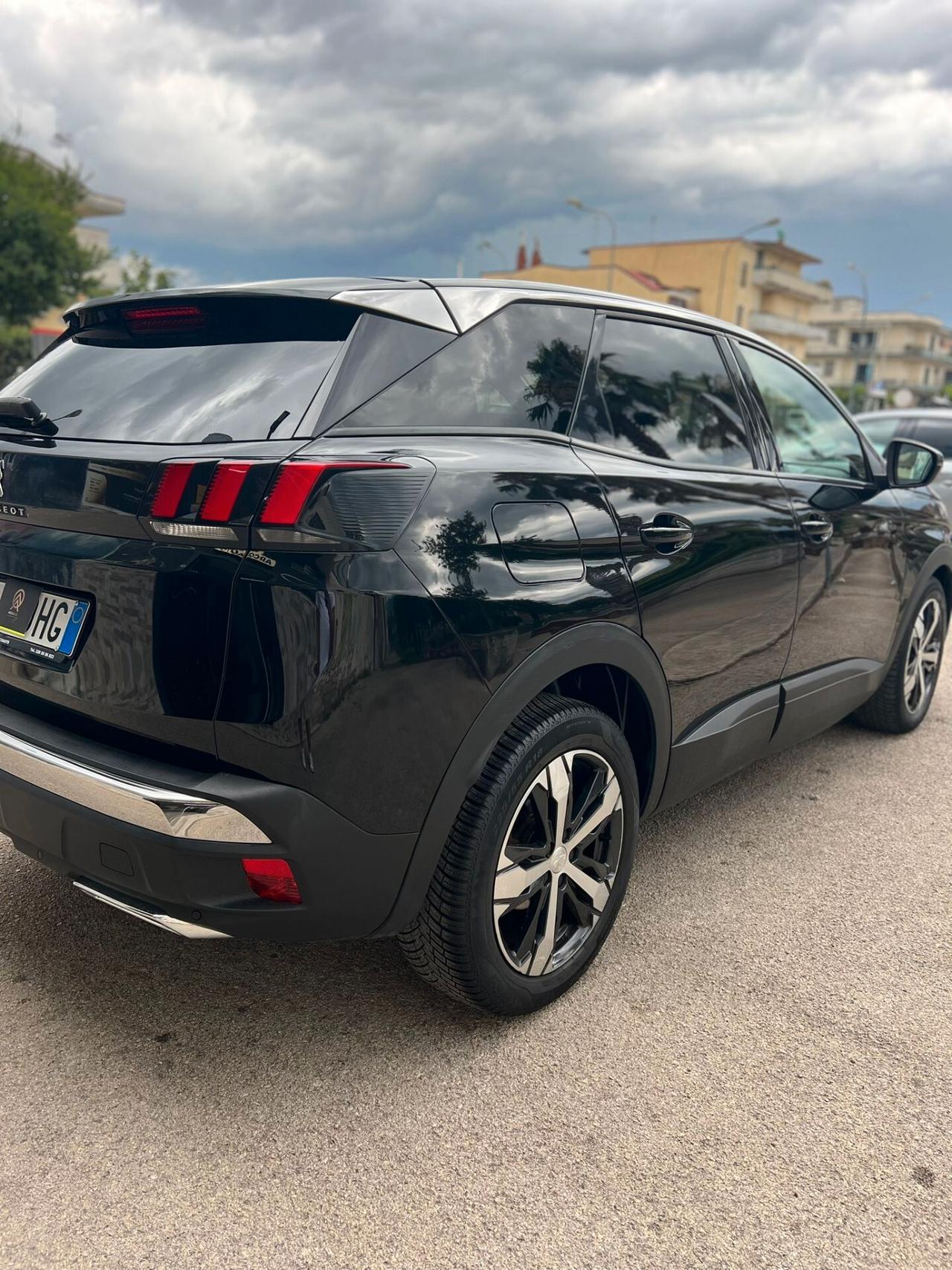 Peugeot 3008 BlueHDi 120 S&S EAT6 Business