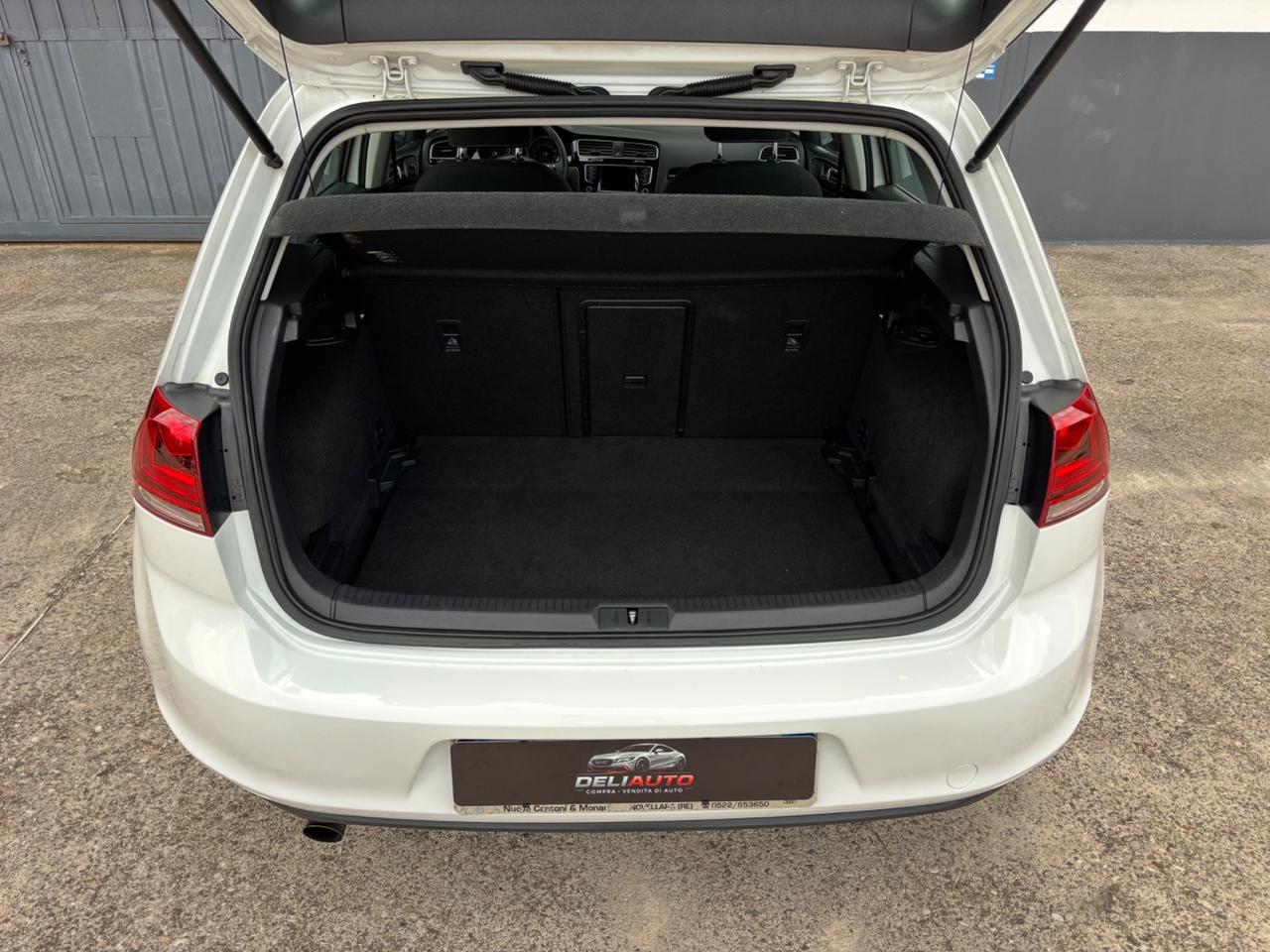Volkswagen Golf 1.6 TDI. Highline. Garanzia 12mesi