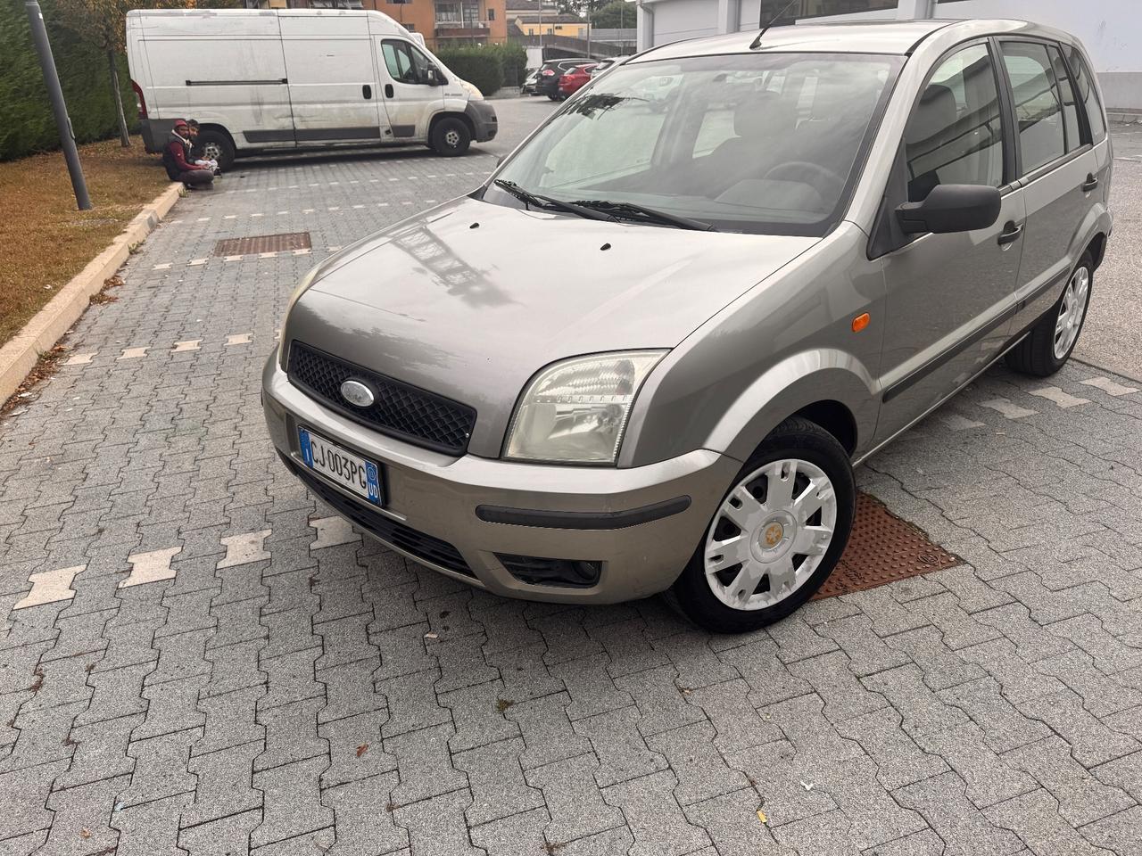 Ford Fusion 1.4 TDCi 5p. Collection