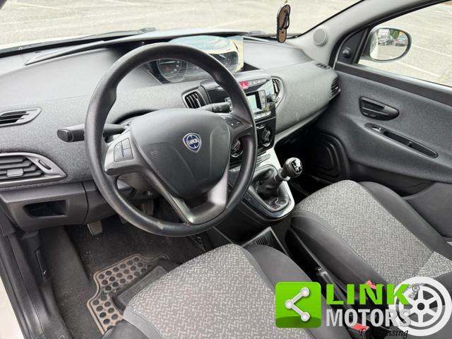 LANCIA Ypsilon elefantino blu