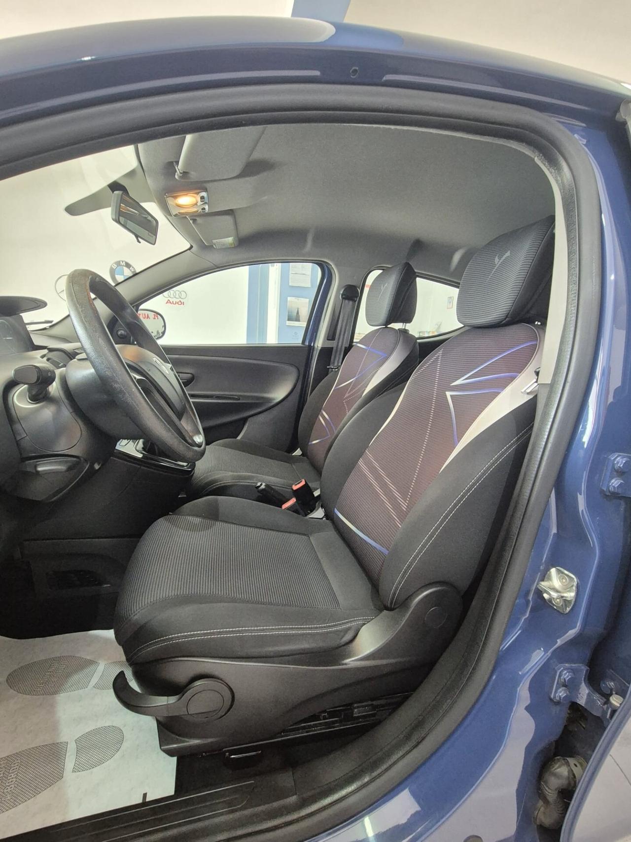 Lancia Ypsilon 1.3 MJT 16V 95 CV 5 porte S&S Gold