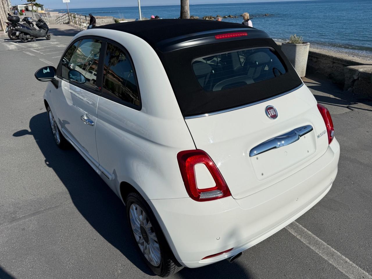 Fiat 500 C 1.0 Hybrid Dolcevita