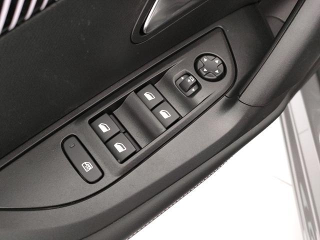 PEUGEOT 2008 Hybrid 145 e-DCS6 Allure