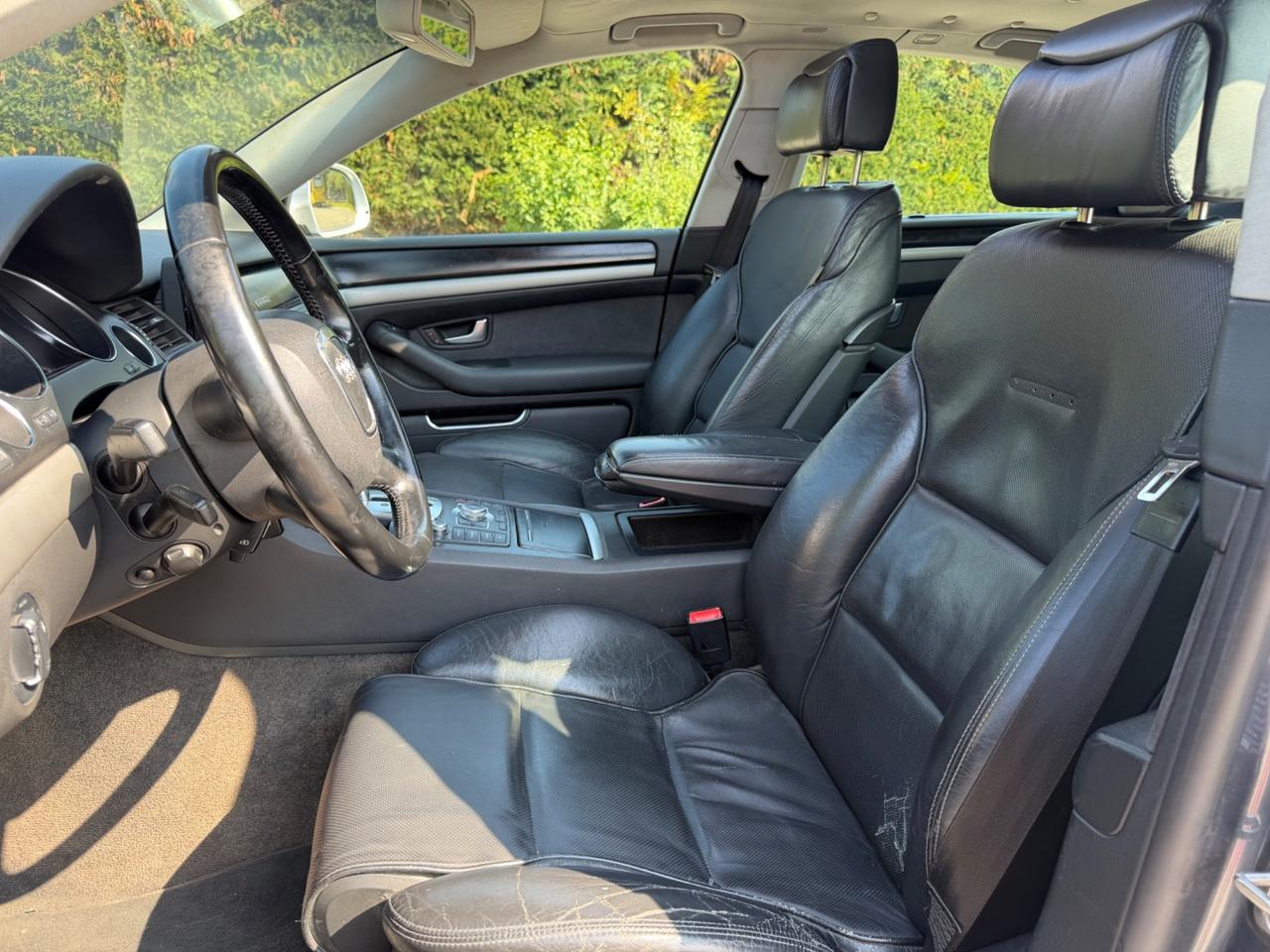Audi A8 3.0 V6 TDI quattro tiptronic