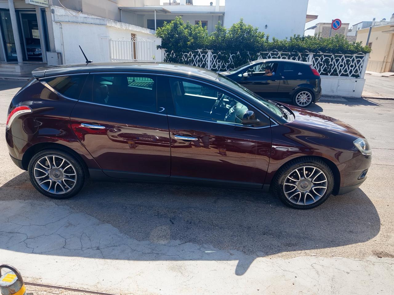 Lancia Delta 1.6 MJT DPF Selectronic Oro