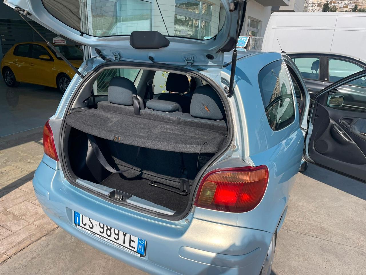 Toyota Yaris 1.0 3 porte Sol OK neopatentati