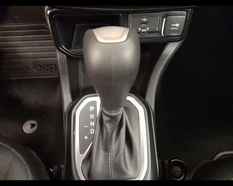 Jeep Renegade 2019 1.3 t4 Longitude 2wd 150cv ddct