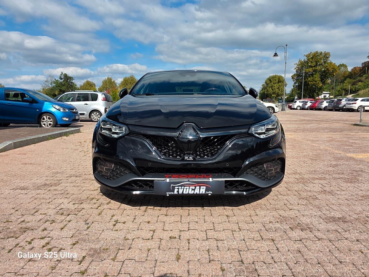 Megane 300CV R.S. Trophy valutiamo usato /scambio