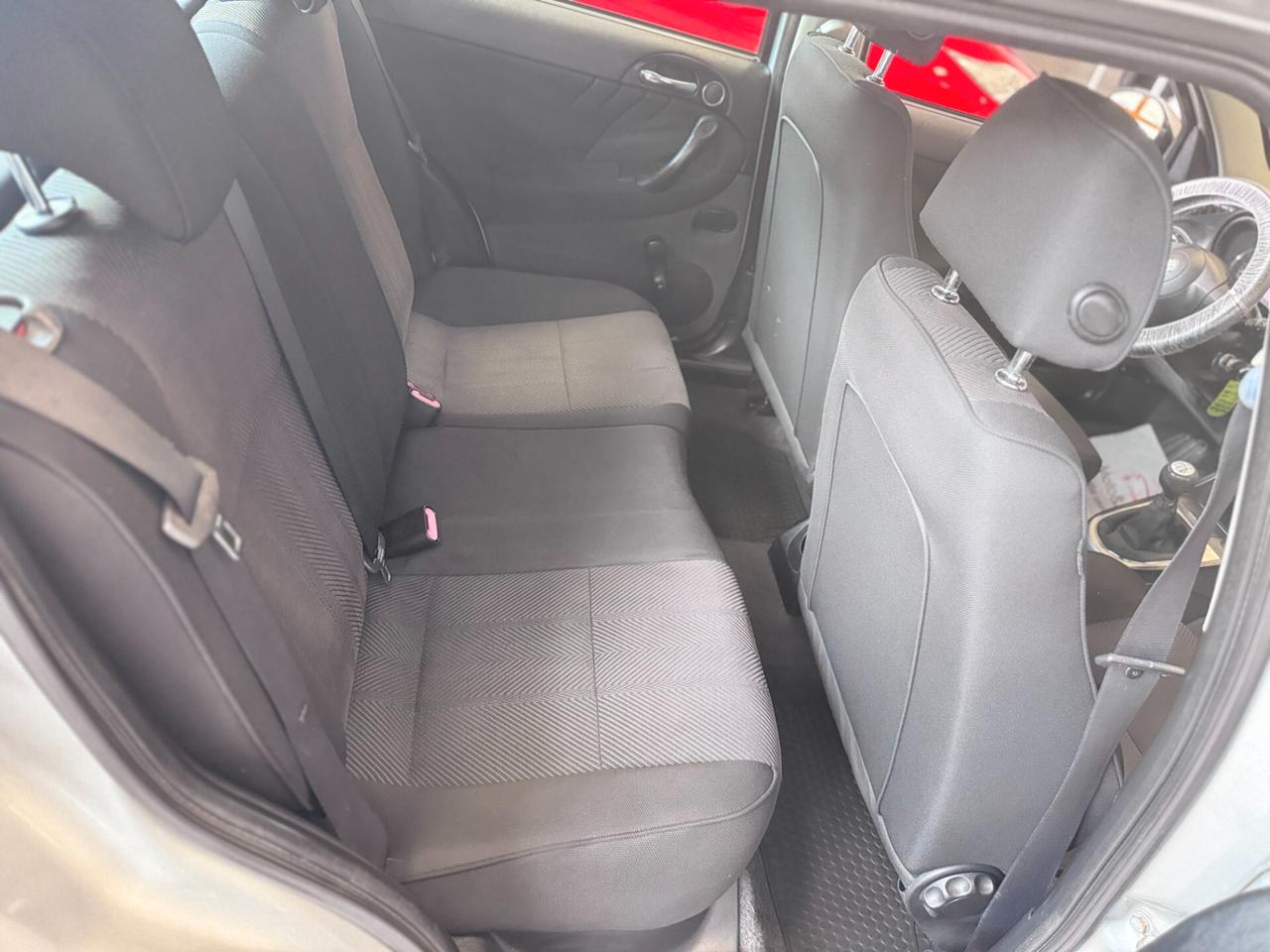 Alfa Romeo 147 1.9 JTD (120) 5 porte Distinctive