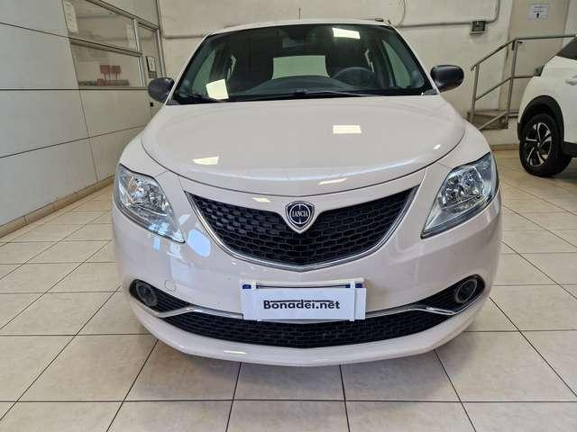 Lancia Ypsilon Ypsilon 1.2 69 CV 5 porte Silver