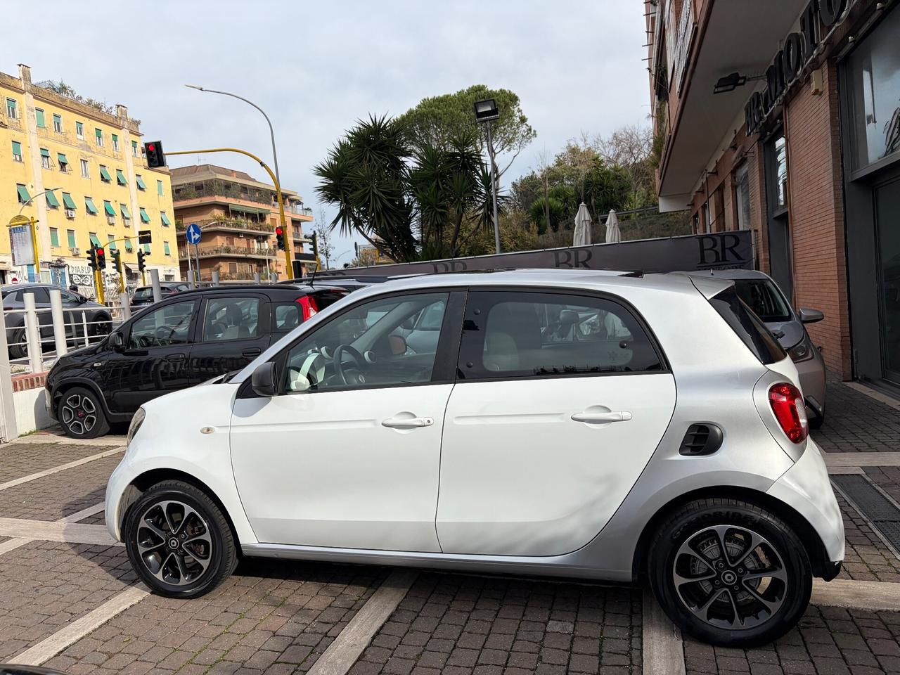 Smart ForFour Youngster 61cv - Per NEOPATENTATI !!