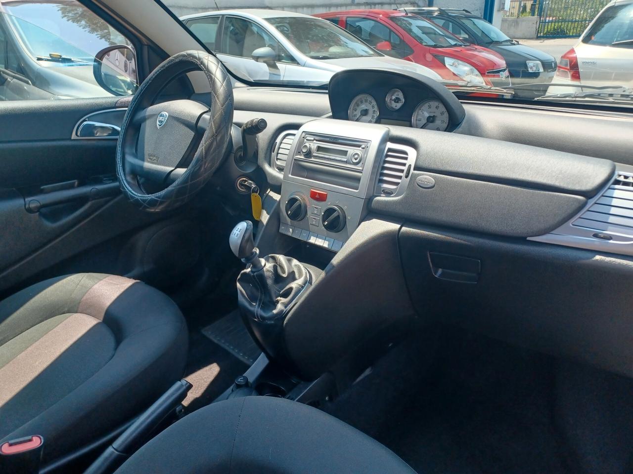 Lancia Ypsilon 1.2 DIVA ANNO 2011