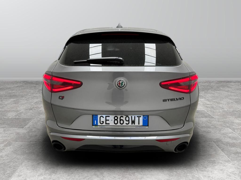 ALFA ROMEO Stelvio 2017 - Stelvio 2.2 t Lusso Q4 210cv auto