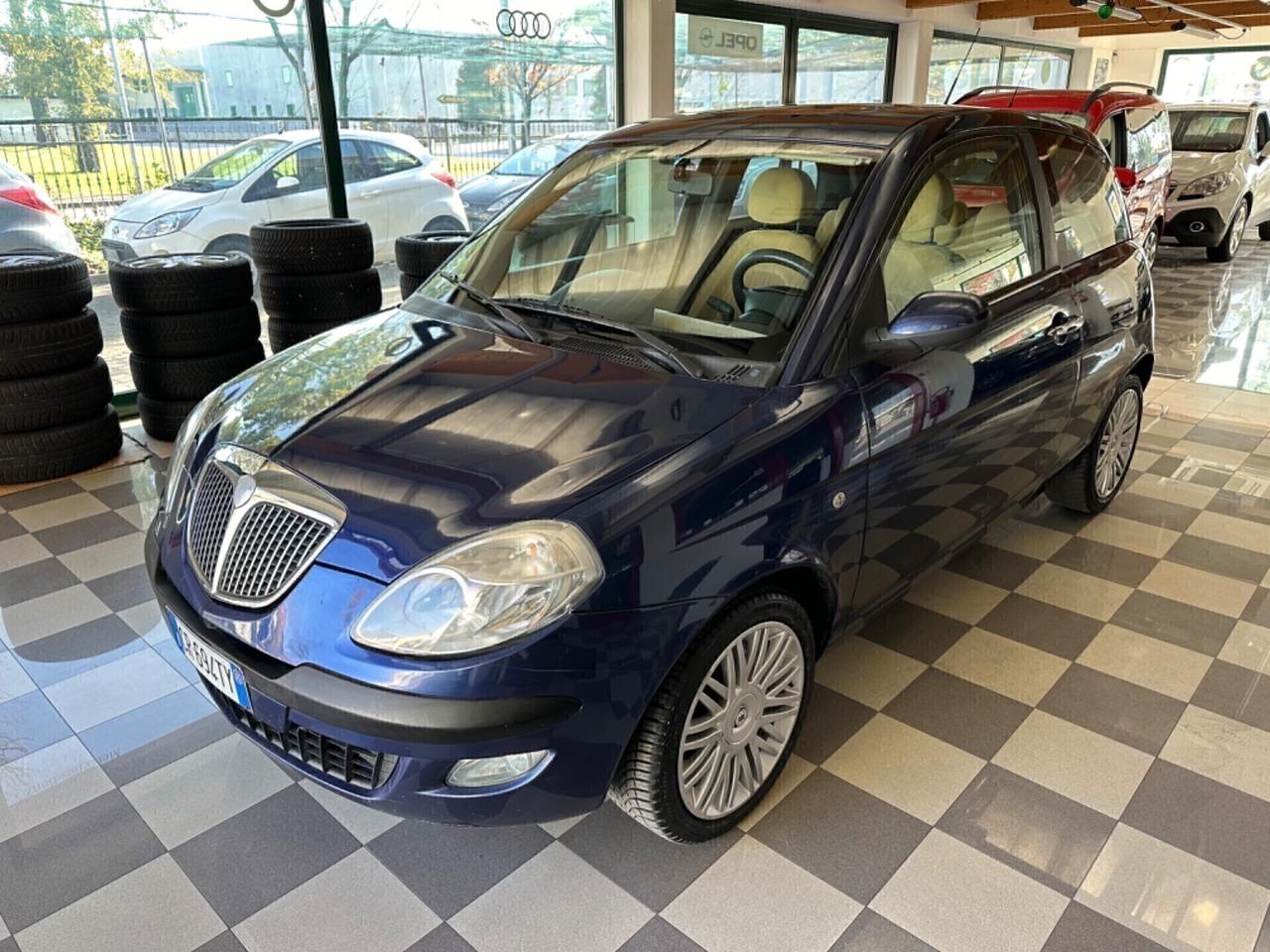 Lancia Ypsilon 1.3 Multijet Neopatentati