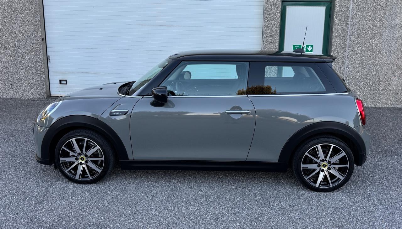 Mini Full Electric Cooper SE Camden Edition