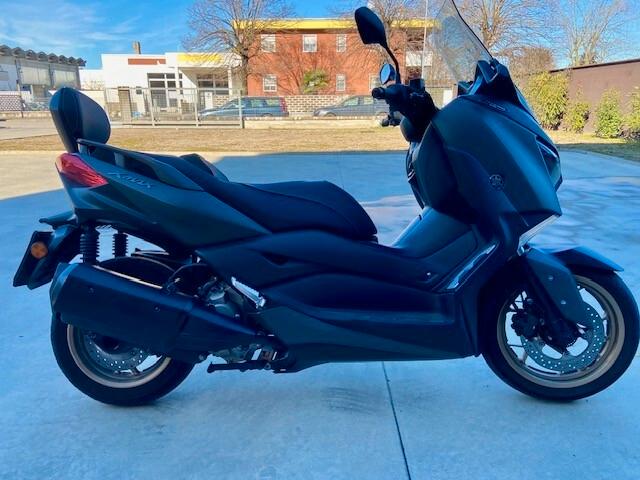Yamaha X-Max 300 TECH MAX 2020 - FINANZIABILE KM 18.200