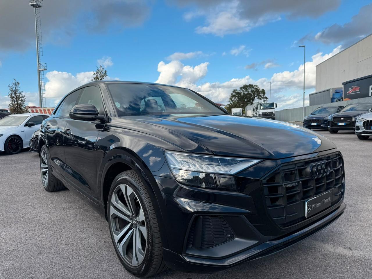 Audi Q8 50 TDI 286 CV quattro tiptronic Sport