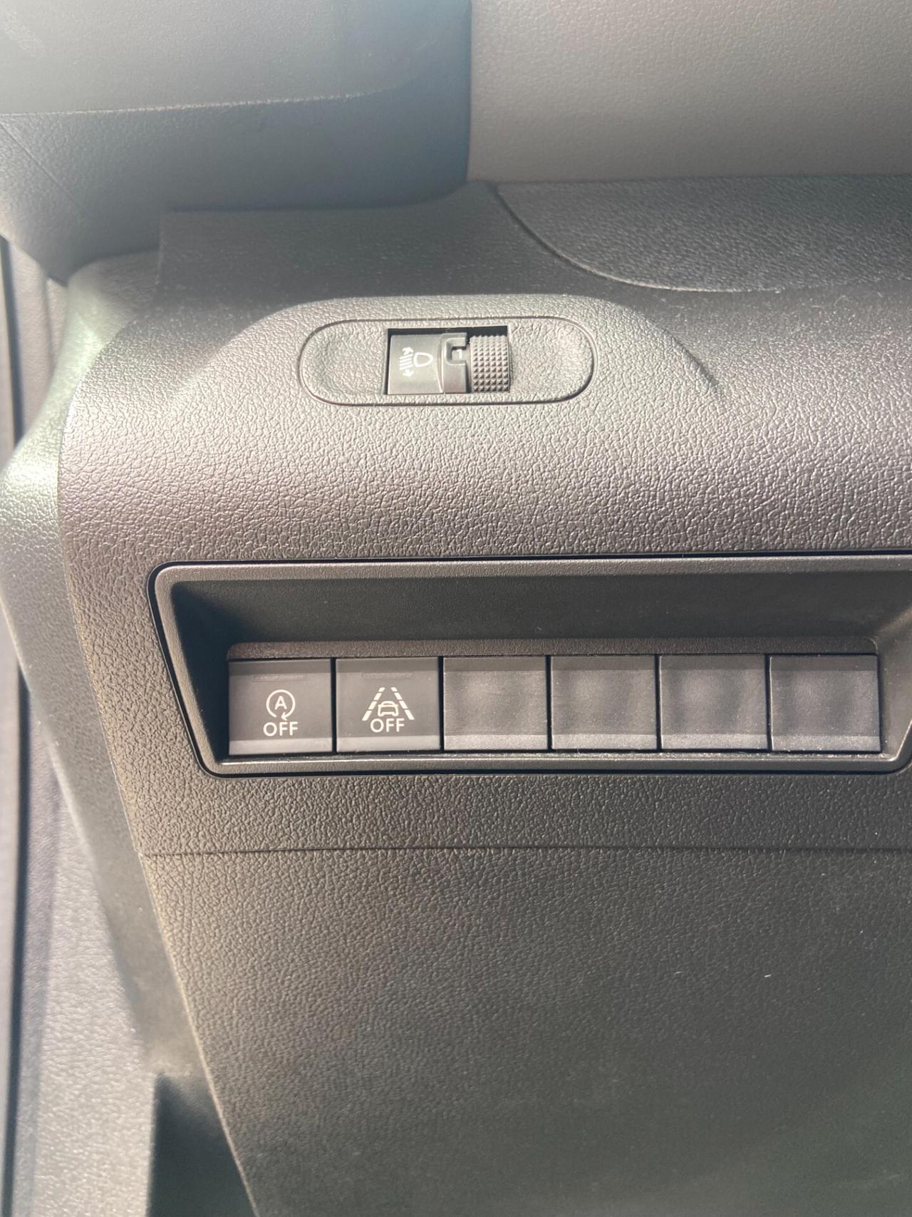 Peugeot Rifter BlueHDi 100 S&S Allure Standard