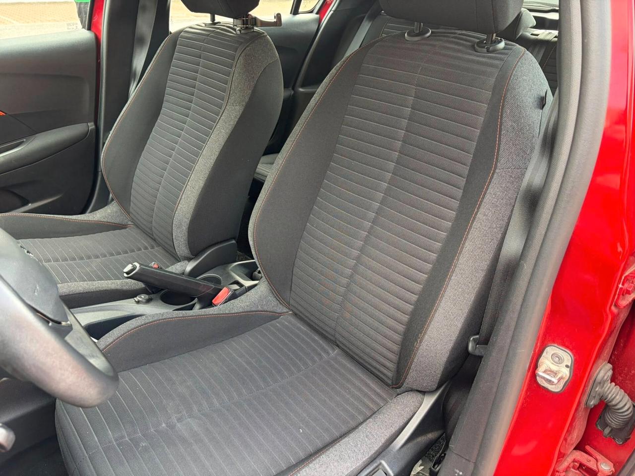 PEUGEOT 208 S&S 5P. Active Pack