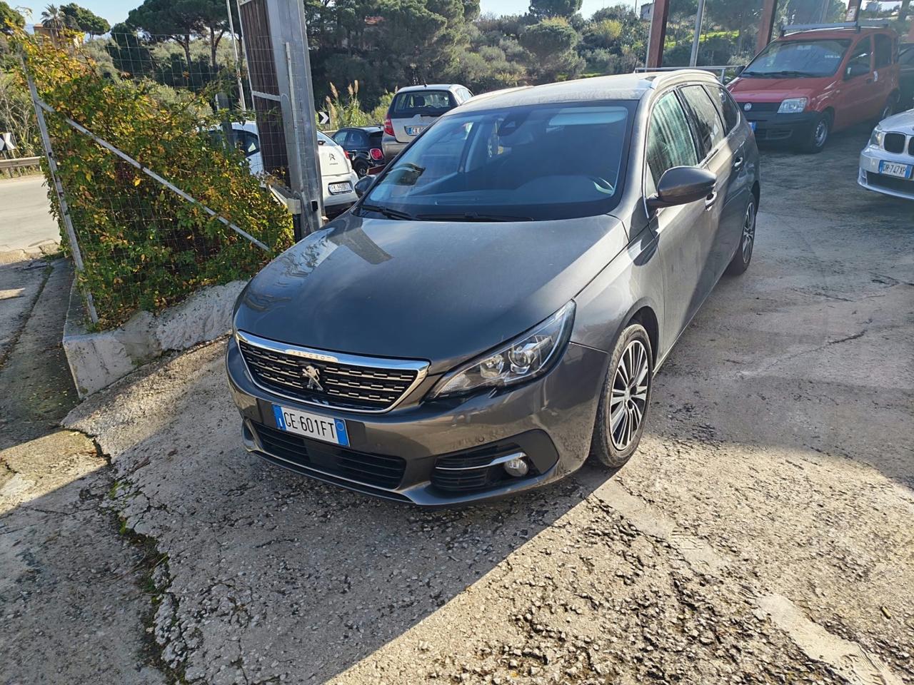 Peugeot 308 BlueHDi 130 S&S EAT8 GT