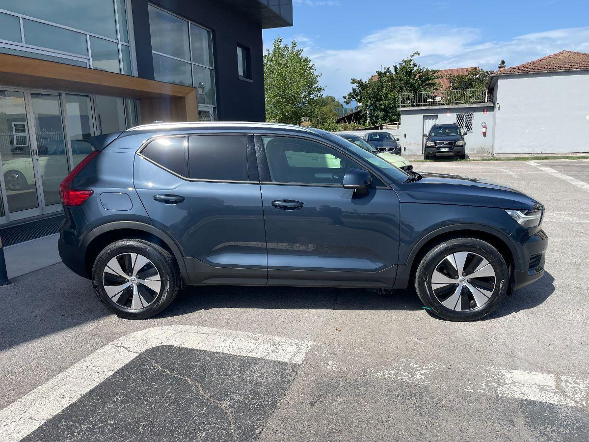 Volvo XC40 1.5 t2 Momentum Pro auto AUTOCARRO N1