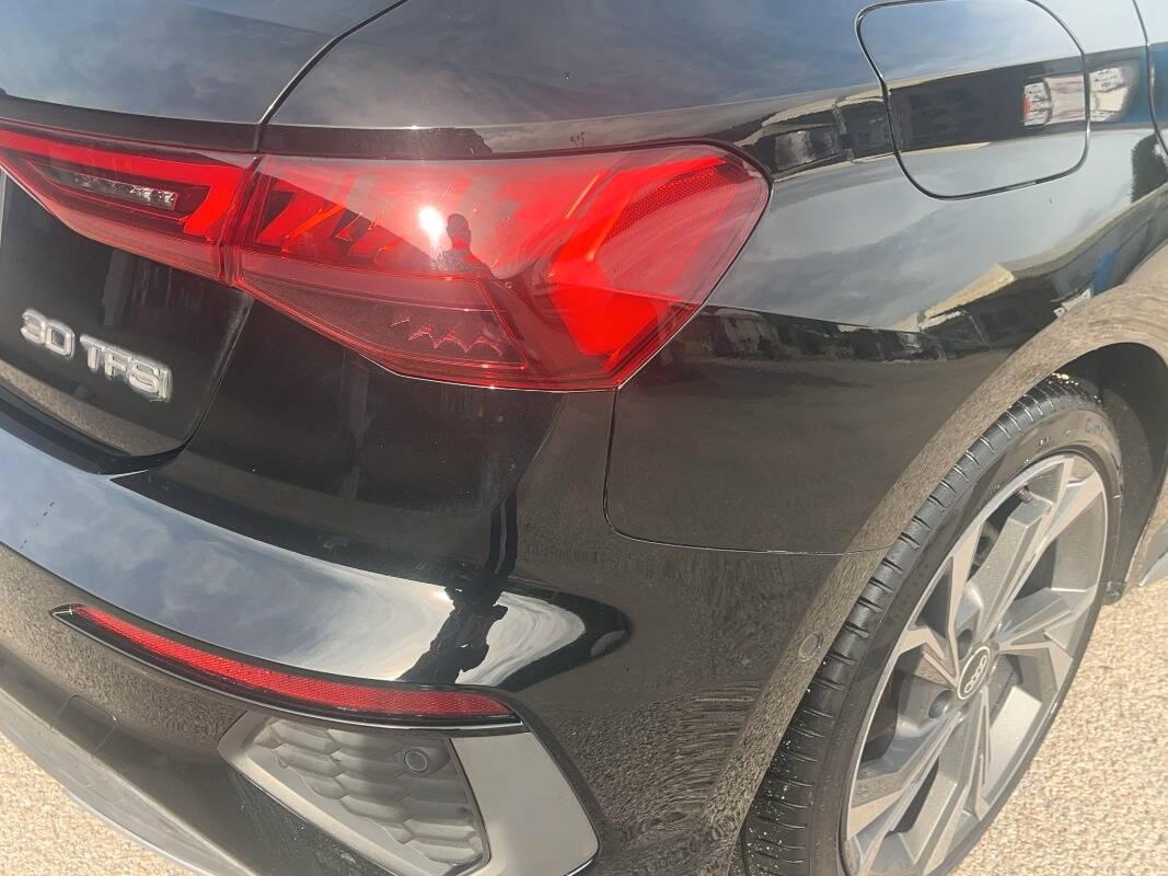 Audi A3 Sportback 30 1.0 tfsi mhev S line edition s-tronic