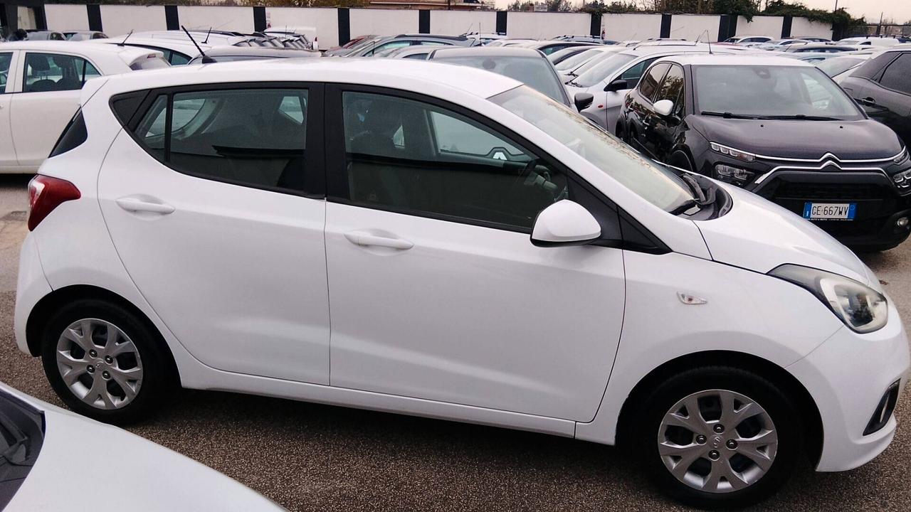 Hyundai i10 78 MILA KM.