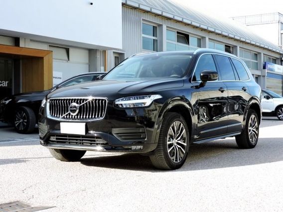 VOLVO XC90 B5 AWD MOMENTUM PRO AUTOMATICA 7P. AZIENDALE