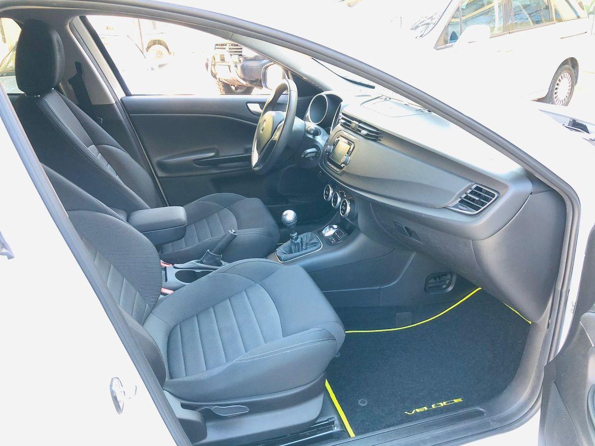 Alfa Romeo Giulietta 1.6 Jtdm-2 120cv Pacchetto Veloce