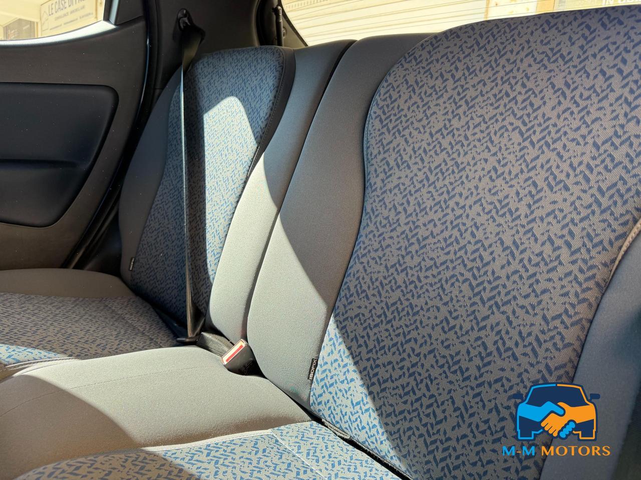 Lancia Ypsilon SILVER ECOCHIC